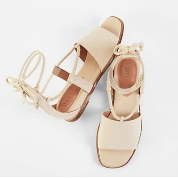 J. Jill Evonne Canvas Ankle Wrap Sandals Low Wedge Natural Boho Summer Shoes 8 - Picture 1 of 17